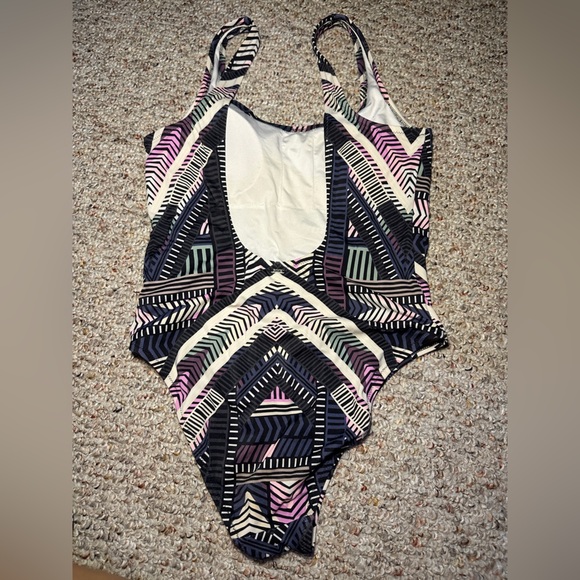 Pink Geometric Patterned One Piece Swimsuit- M - Picture 2 of 3